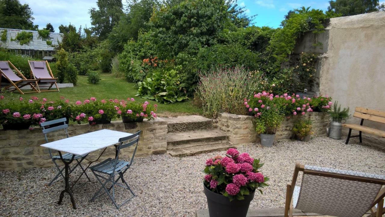 Les Lilas De Bellefontaine Bayeux Bagian luar foto